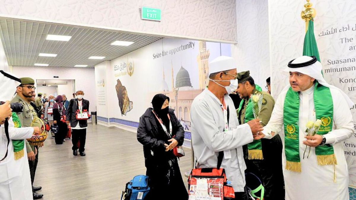 مبادرة طريق مكة.. بدء توافد حجاج بيت الله الحرام إلى المدينة المنورة 3 مبادرة طريق مكة.. بدء توافد حجاج بيت الله الحرام إلى المدينة المنورة