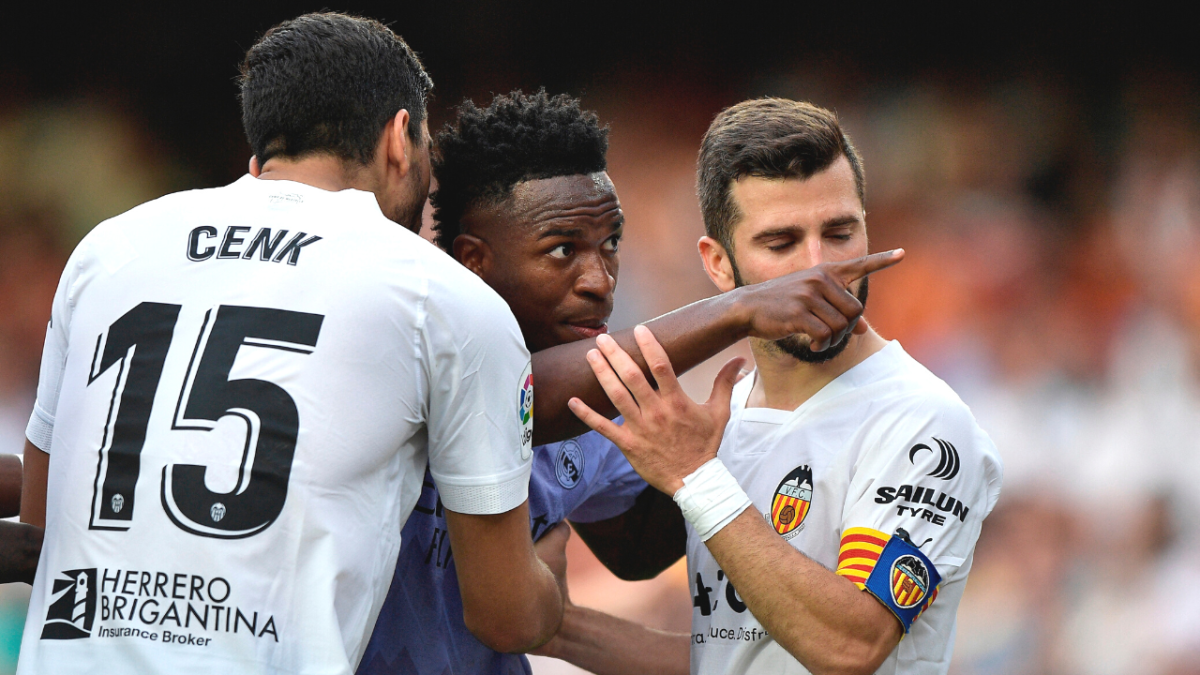 بين زاويتين| فينيسيوس جونيور.. مستفز أم ضحية؟ 3 بين زاويتين| فينيسيوس جونيور.. مستفز أم ضحية؟