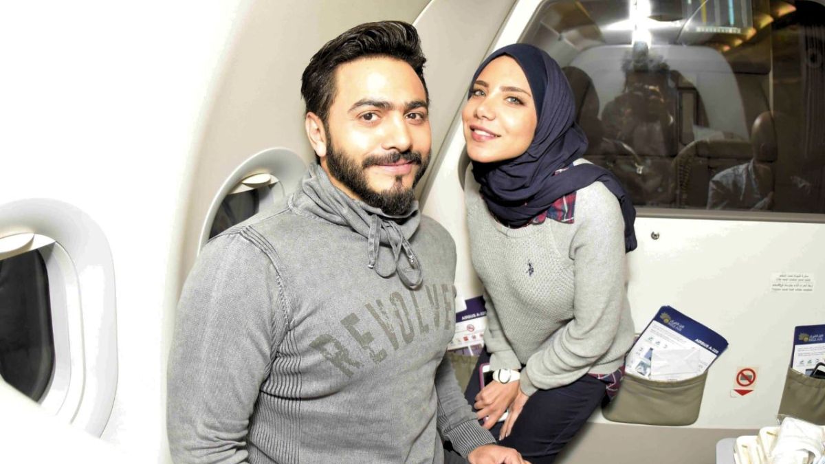 بسمة بوسيل وهالة عمر.. أزمة لتامر حسني يكشفها المغردون فما القصة؟