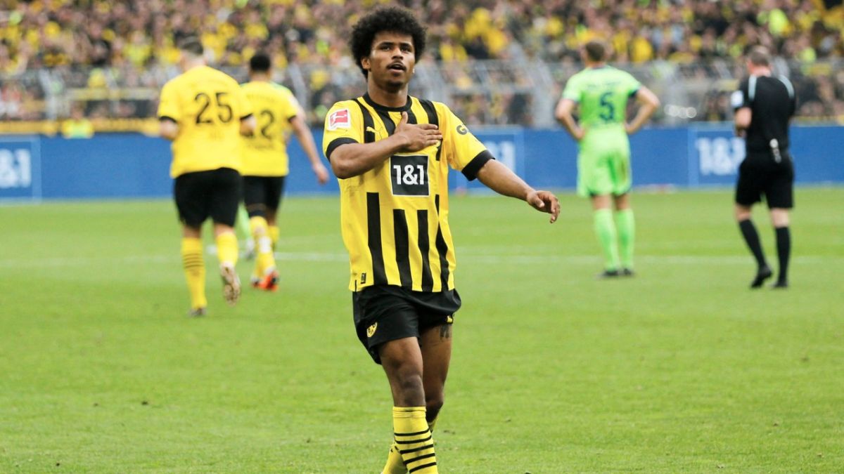 3 من برشلونةو2من باريس.. الذكاء الاصطناعي يحدد الفائز بالكرة الذهبية حتى 2032