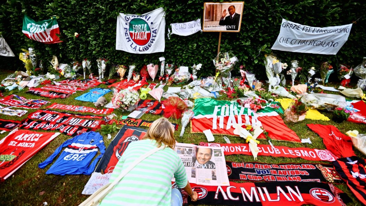 إيطاليا تودع برلوسكوني بجنازة رسمية