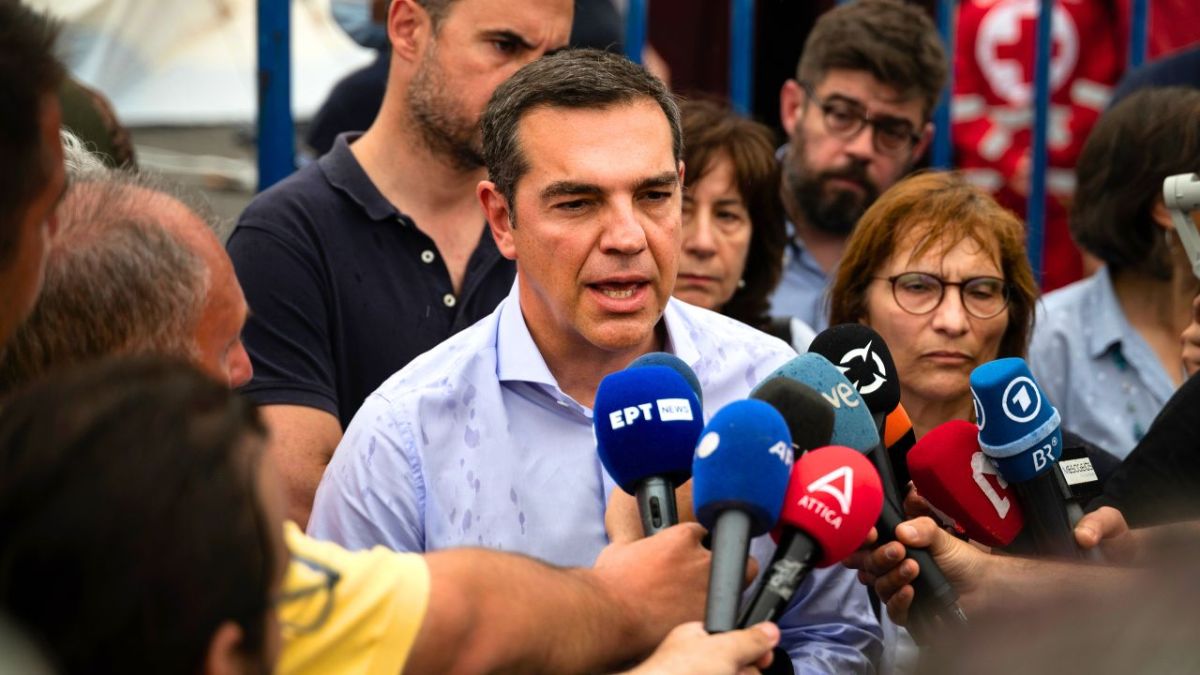 غرق قارب المهاجرين.. تسلسل زمني يكشف رعب لحظات ما قبل الفاجعة