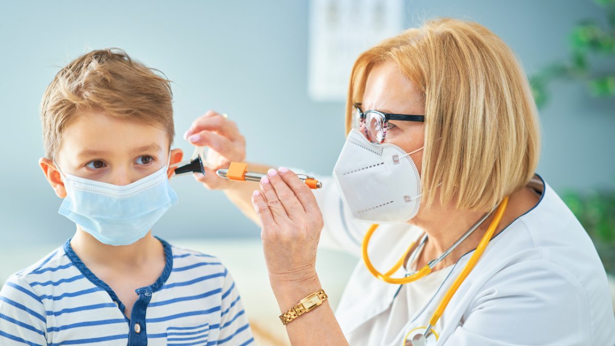 التهاب الأذن.. الأسباب والعلاج