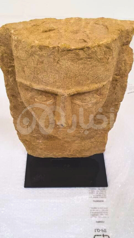 السفارة اليمنية تستعيد 4 قطع أثرية من الشرطة البريطانية 1 السفارة اليمنية تستعيد 4 قطع أثرية من الشرطة البريطانية