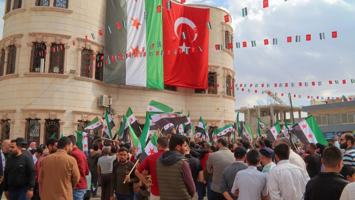 هل ستتمكن هيئة تحرير الشام من القضاء على حزب التحرير في إدلب؟ 5 هل ستتمكن هيئة تحرير الشام من القضاء على حزب التحرير في إدلب؟