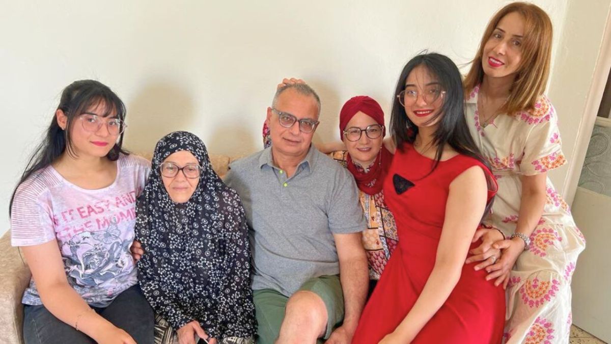 إسلام وسلمى.. "أخبار الآن" في منزل توأم تونسي احتفالًا بالنجاح في الباكالوريا 2 إسلام وسلمى.. "أخبار الآن" في منزل توأم تونسي احتفالًا بالنجاح في الباكالوريا