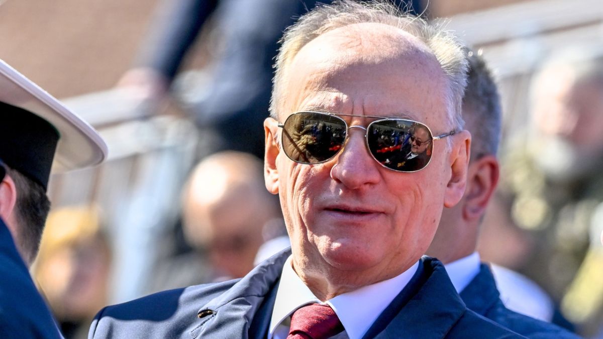 من هم أباطرة الحرب المقربون من بوتين والذين انتقدهم بريغوجين بعد تمرد فاغنر؟