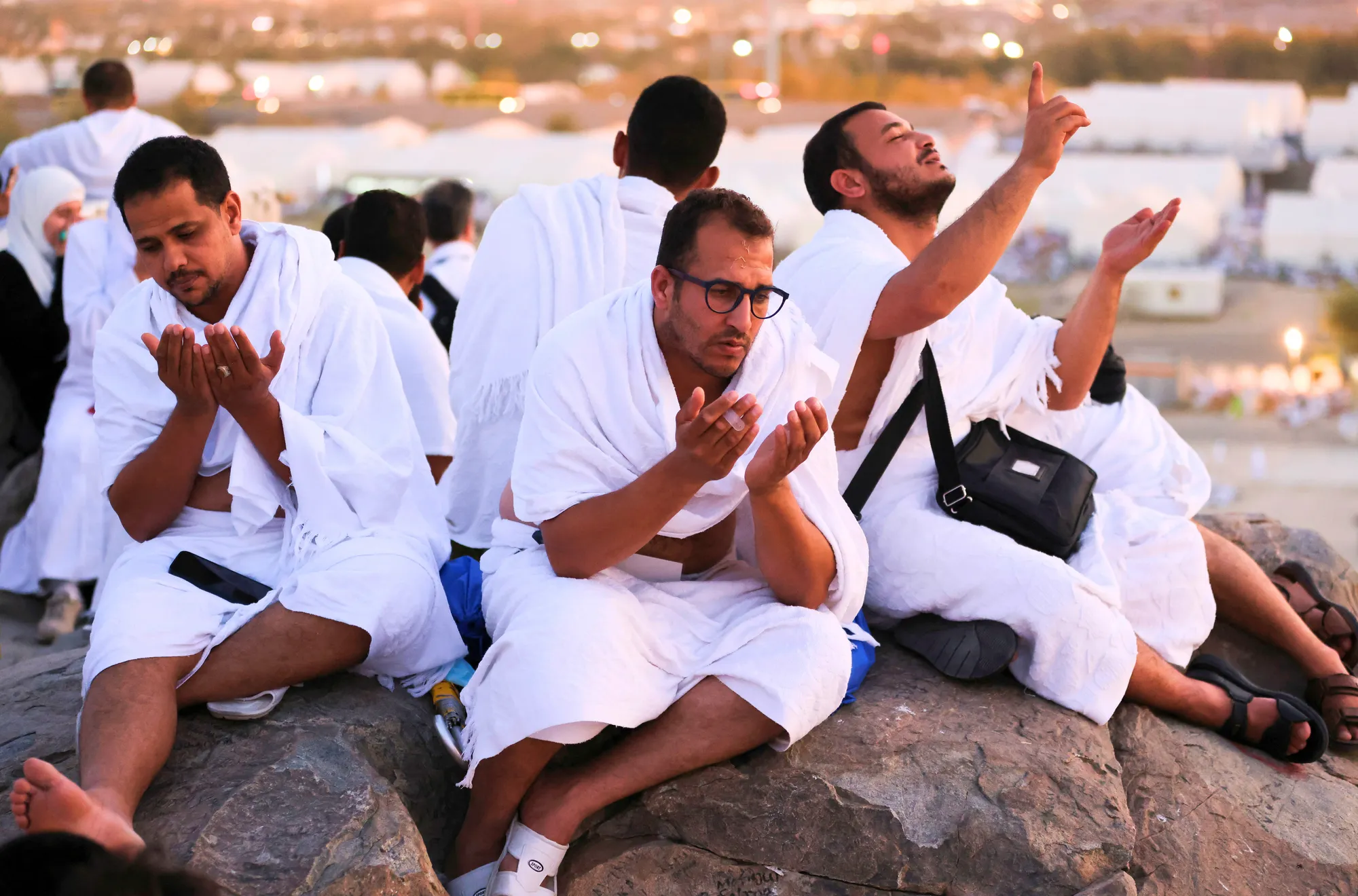 نائب وزير الحج يكشف خطة تسيير ضيوف الرحمن من منى إلى الحرم