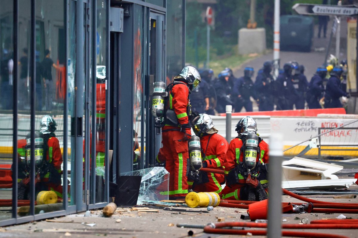 تصاعد أزمة مقتل "المراهق نائل" في فرنسا (صور)