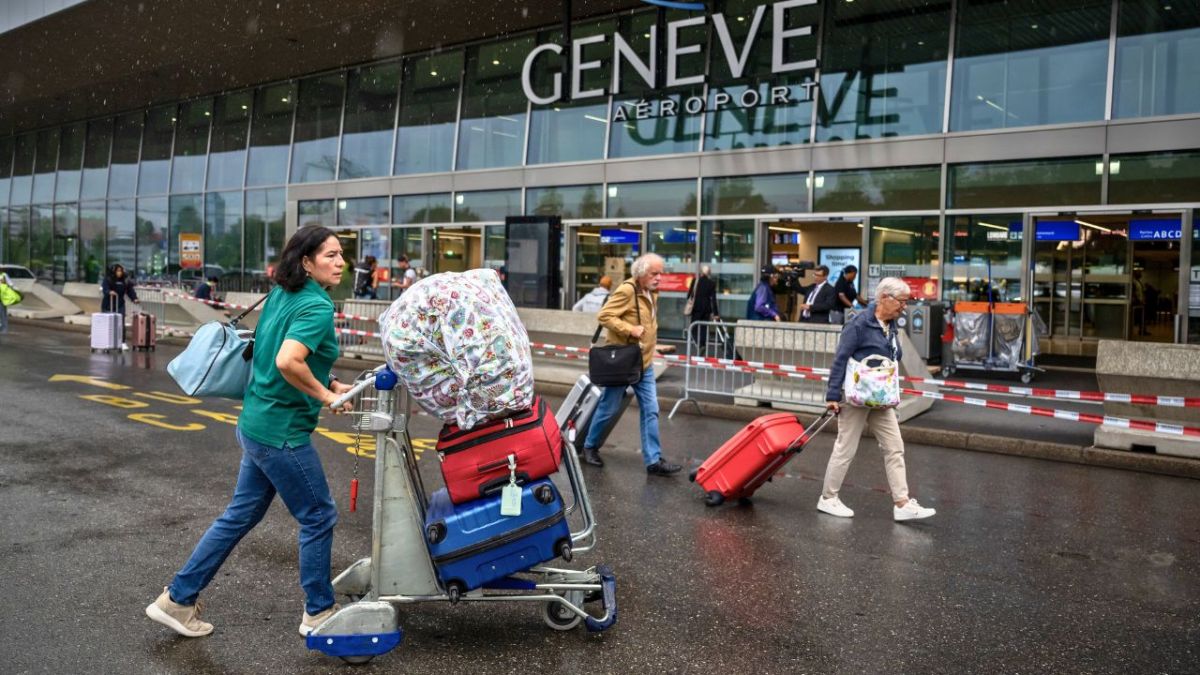 إلغاء نحو 60 رحلة جوية.. ماذا يحدث في مطار جنيف؟