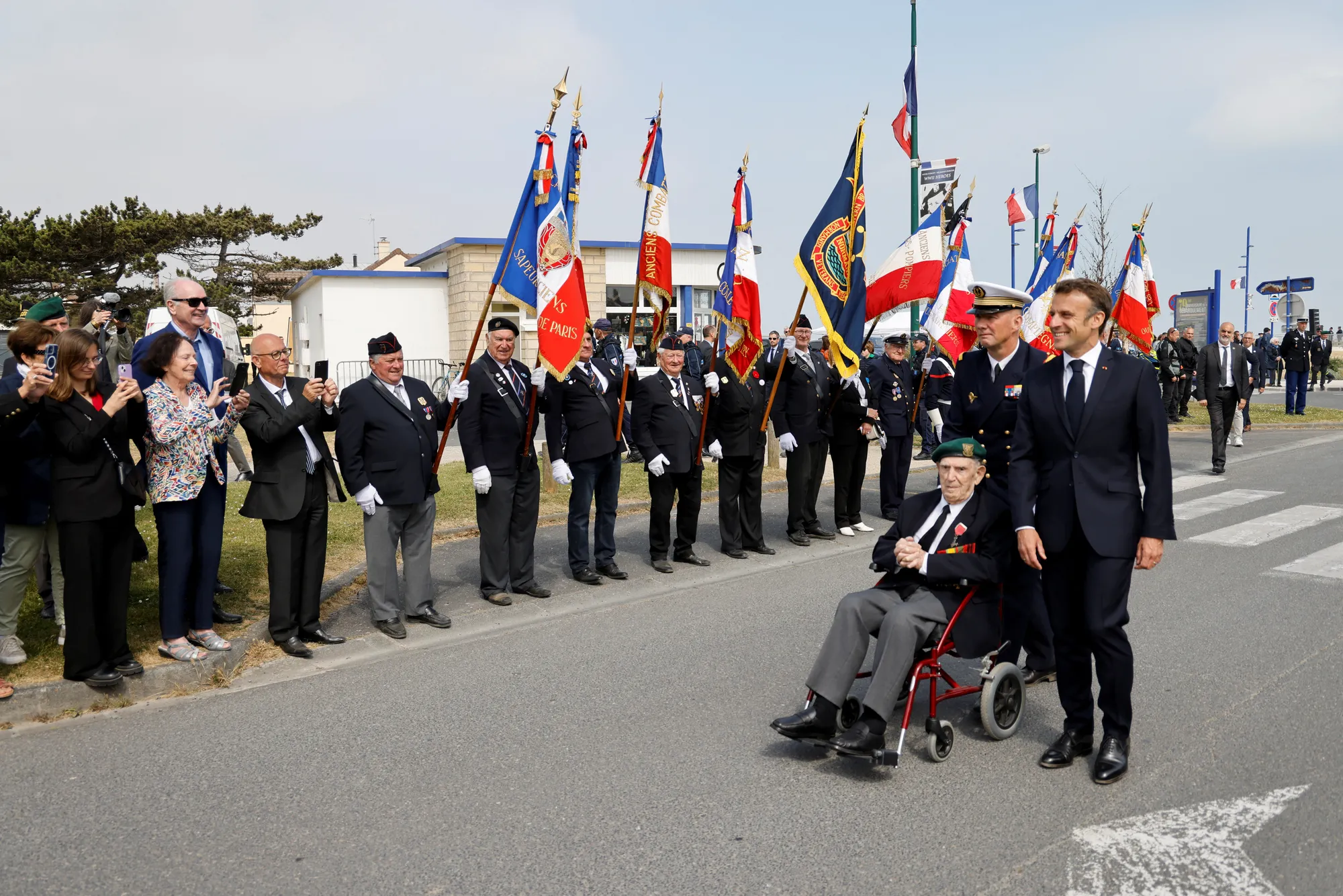 وفاة آخر فرنسي شارك بعملية إنزال النورماندي