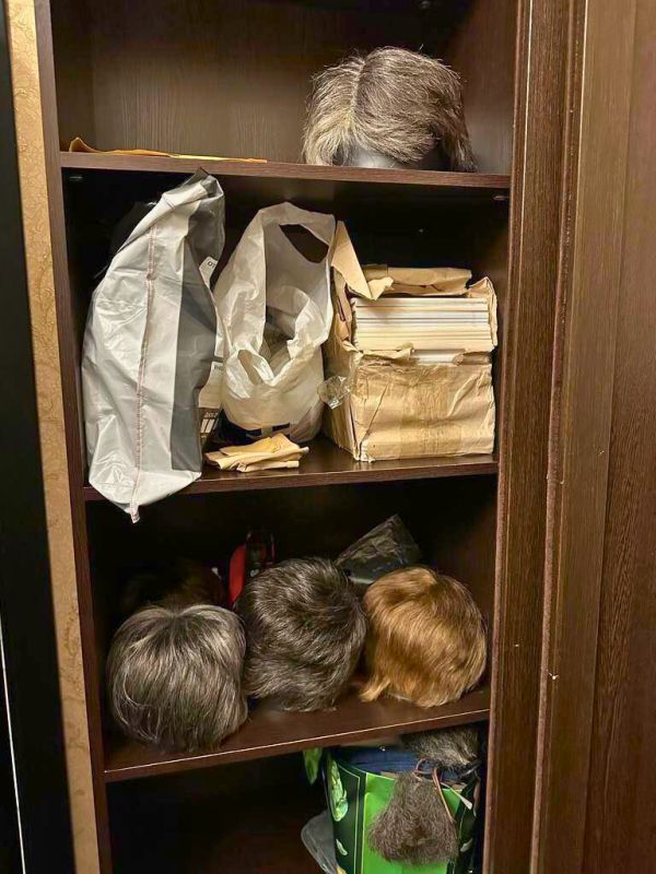 طائرة هليكوبتر وملايين الدولارات.. ماذا وُجد في قصر بريغوجين بسان بطرسبرغ؟ 1 طائرة هليكوبتر وملايين الدولارات.. ماذا وُجد في قصر بريغوجين بسان بطرسبرغ؟