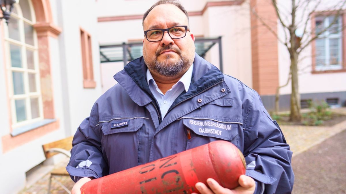 على رأسها القنبلة العنقودية.. ما هي أبرز القنابل والأسلحة المحرمة دوليًا؟