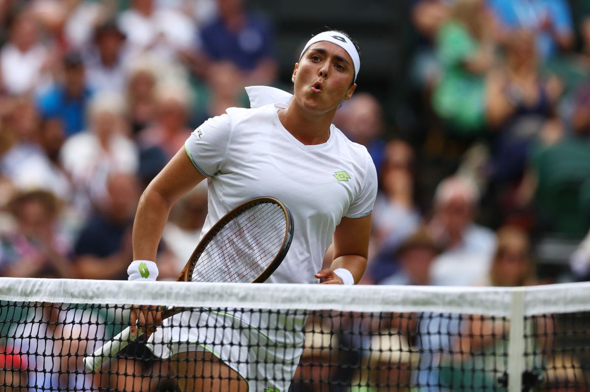بالصور.. أنس جابر تسحق كفيتوفا في ويمبلدون وتستعد لـ"الثأر"