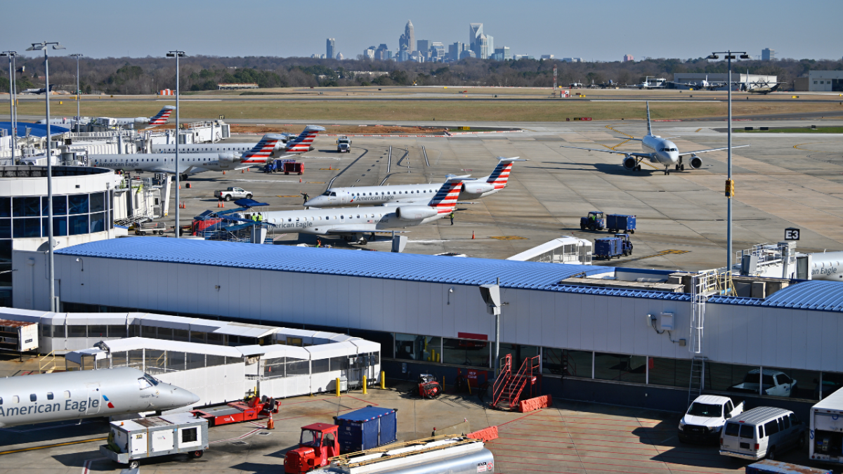 دليلك الشامل عن أكثر مطارات العالم ازدحاماً