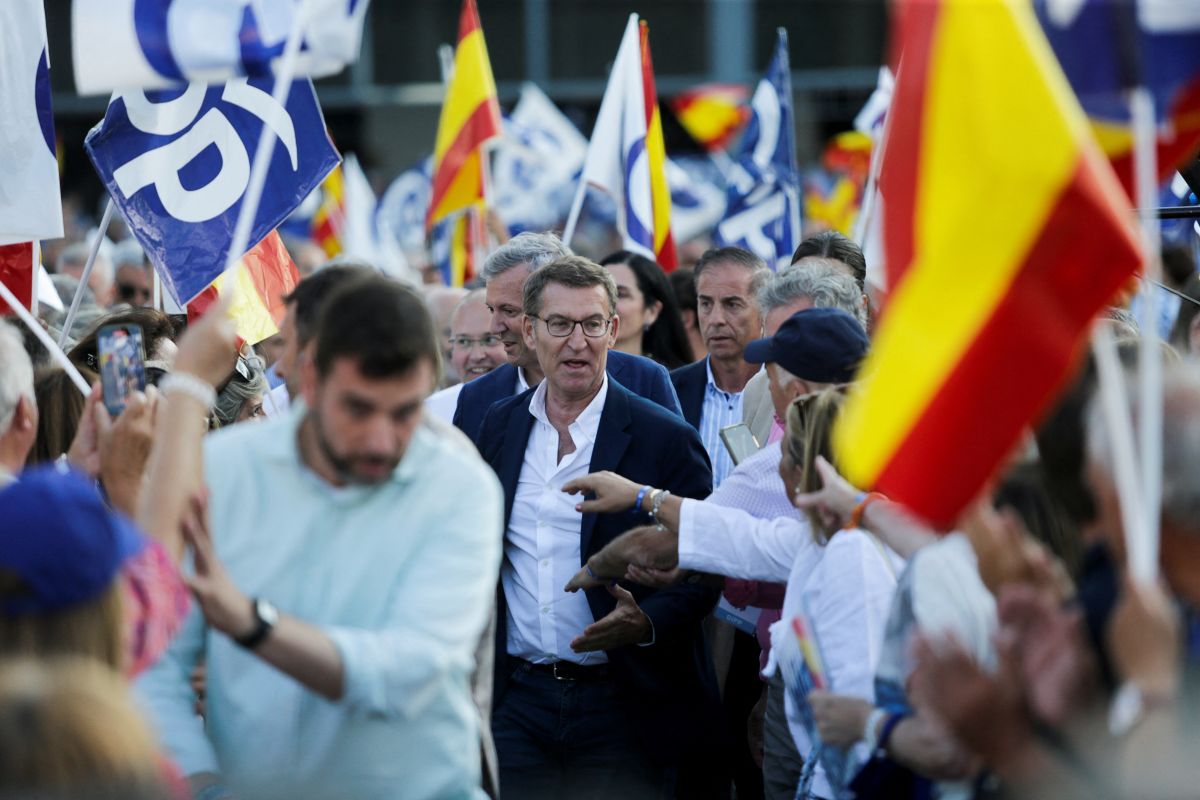 لأول مرة منذ سقوط فرانكو.. اليمين المتطرف في إسبانيا قريب من السلطة