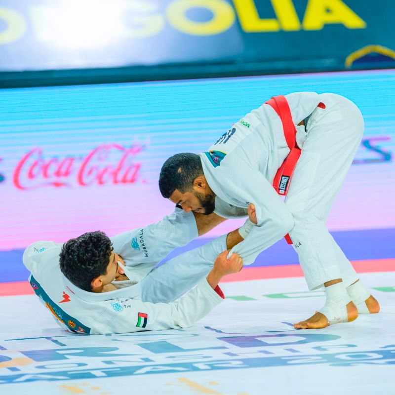 بـ 14ميدالية ملونة.. أبطال الإمارات بالجوجيتسو يحققون بطولة العالم