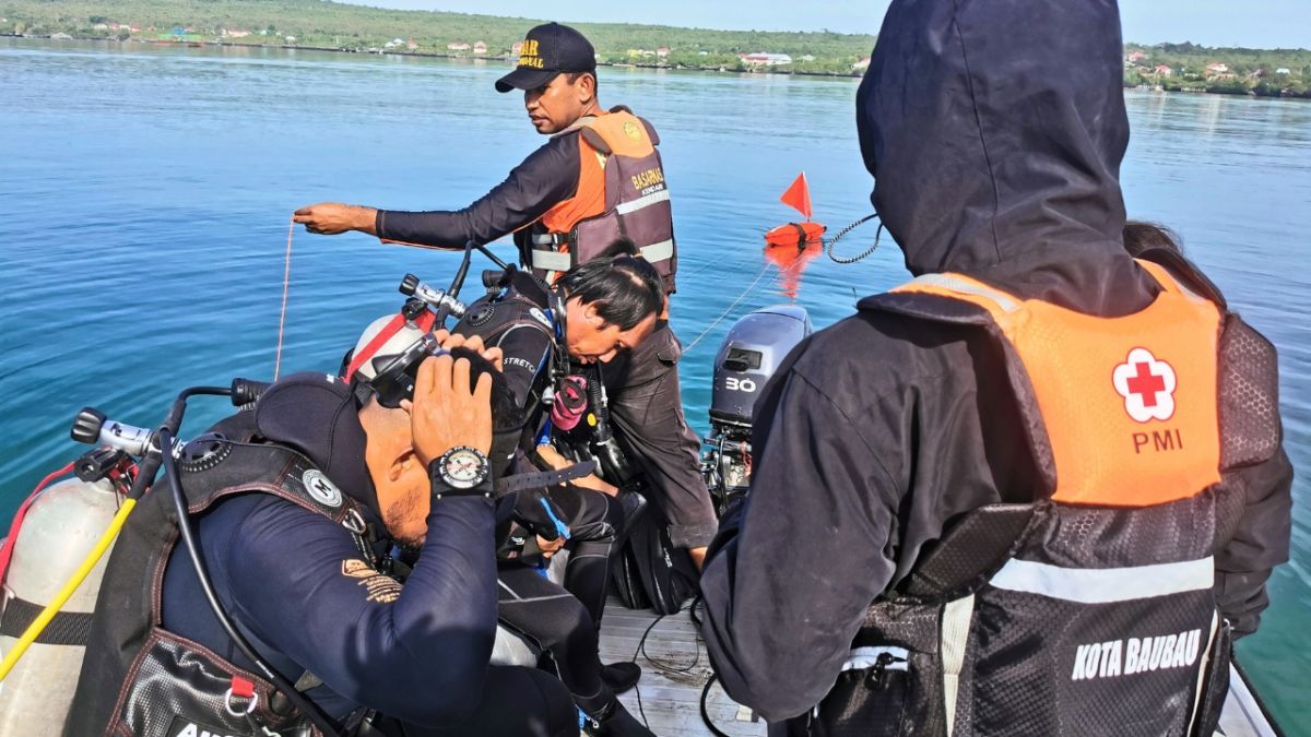 قتلى ومفقودون بغرق قارب قبالة سواحل إندونيسيا 2 قتلى ومفقودون بغرق قارب قبالة سواحل إندونيسيا