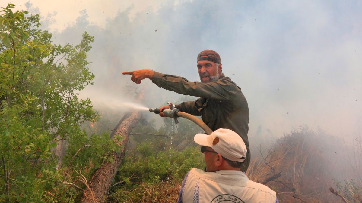 سوريا تعلن "نتائج إيجابية" بشأن جهود إطفاء الحرائق في اللاذقية