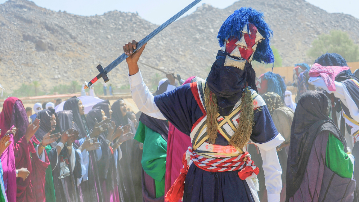 بالصور | يحتفل به طوارق الصحراء.. تعرف على مهرجان السبيبة التقليدي في الجزائر 4 بالصور | يحتفل به طوارق الصحراء.. تعرف على مهرجان السبيبة التقليدي في الجزائر