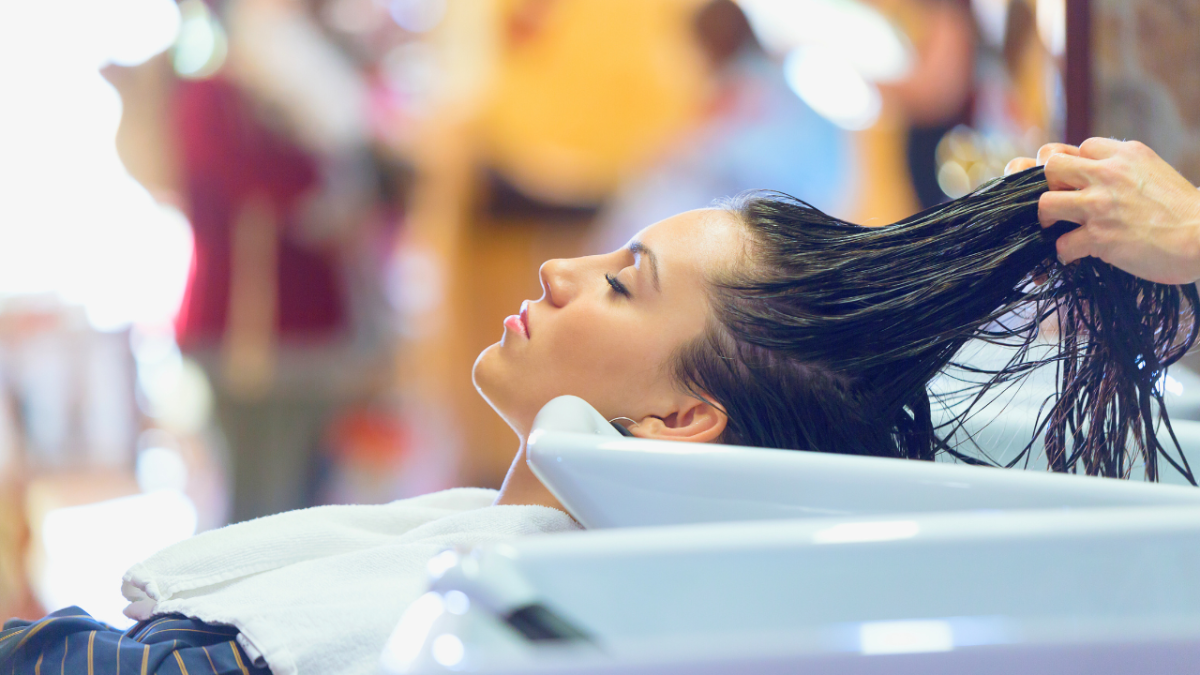 دليلك الشامل للحصول على الشعر الصحي والطويل 5 دليلك الشامل للحصول على الشعر الصحي والطويل