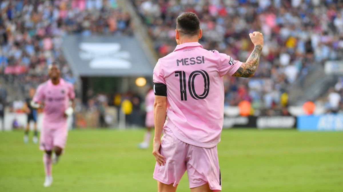 بالصور.. ميسي يقود إنتر ميامي لفوز ساحق في كأس الدوري ويضمن مكانًا في النهائي