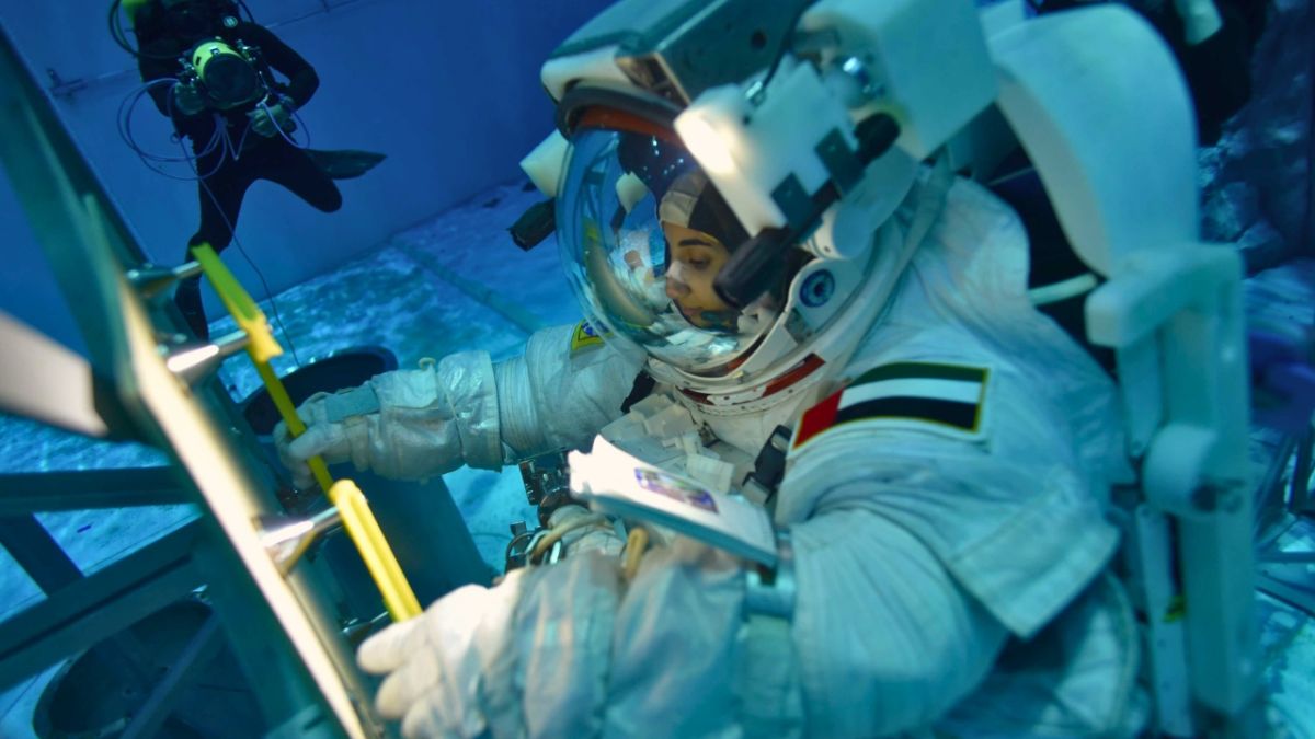 يوم المرأة الإماراتية.. إسهامات نسائية متميزة في مسيرة الإمارات التنموية