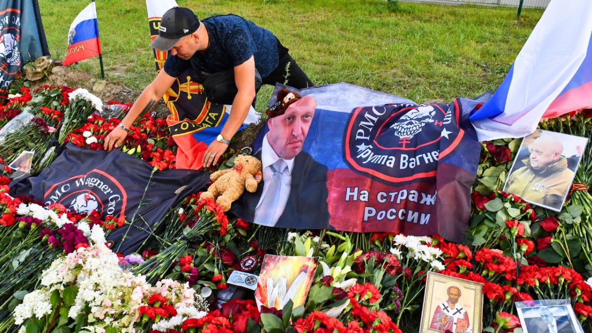 غاب عنها بوتين.. مراسم تشييع زعيم فاغنر في سانت بطرسبرغ