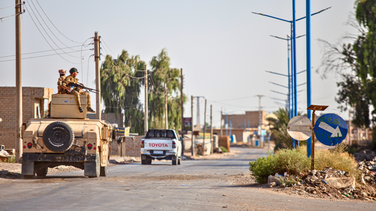 معارك دير الزور.. هل تُهدد بزيادة نشاط تنظيم داعش؟ 2 معارك دير الزور.. هل تُهدد بزيادة نشاط تنظيم داعش؟