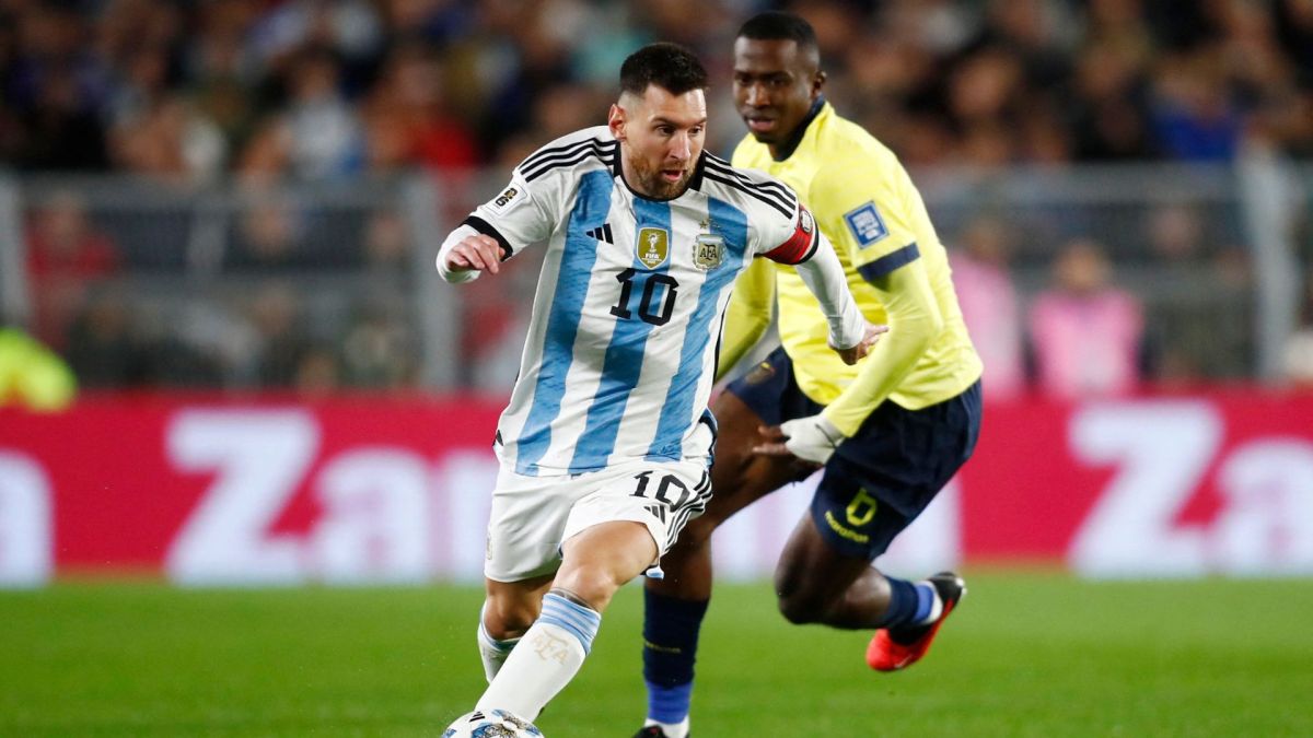 ميسي يقود الأرجنتين إلى بداية مثالية في تصفيات مونديال 2026 1 ميسي يقود الأرجنتين إلى بداية مثالية في تصفيات مونديال 2026