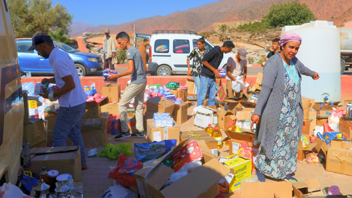 بعد مرور 5 أيام على زلزال المغرب.. كيف يقود الشباب جهود الإغاثة بعد الفاجعة؟ 2 بعد مرور 5 أيام على زلزال المغرب.. كيف يقود الشباب جهود الإغاثة بعد الفاجعة؟