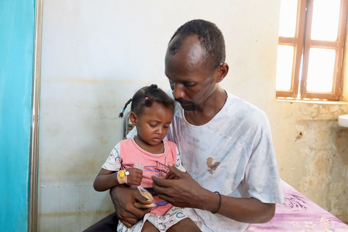 أرقام صادمة.. الجوع والمرض يفتكان بأطفال السودان 