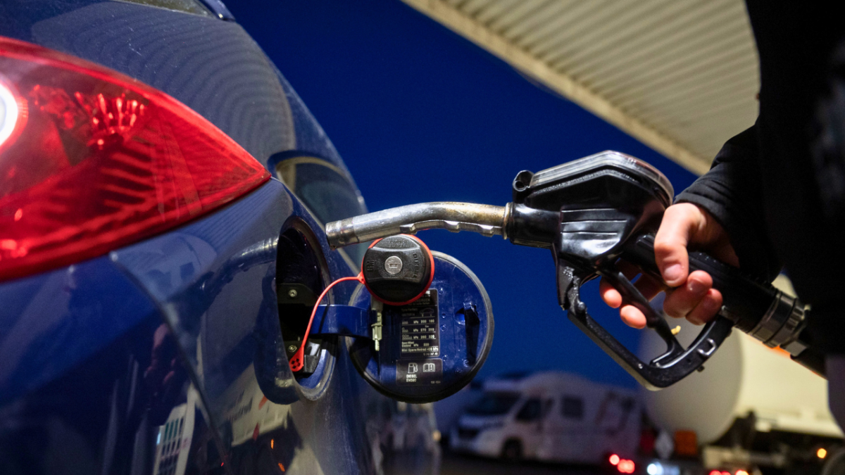 روسيا تحظر تصدير الديزل.. لماذا سترتفع أسعار الغذاء؟