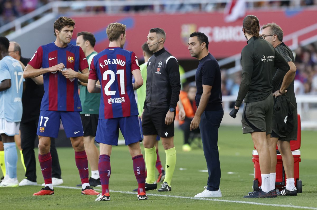 بعد إصابته.. الكشف عن مدة غياب دي يونغ نجم برشلونة عن الملاعب 1 بعد إصابته.. الكشف عن مدة غياب دي يونغ نجم برشلونة عن الملاعب