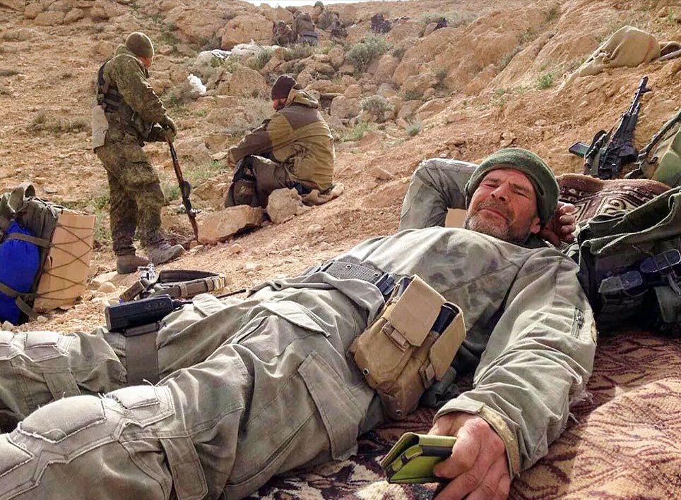 الصندوق الأسود لجرائم فاغنر يُفتح من جديد.. حمّادي وحقل الشاعر 