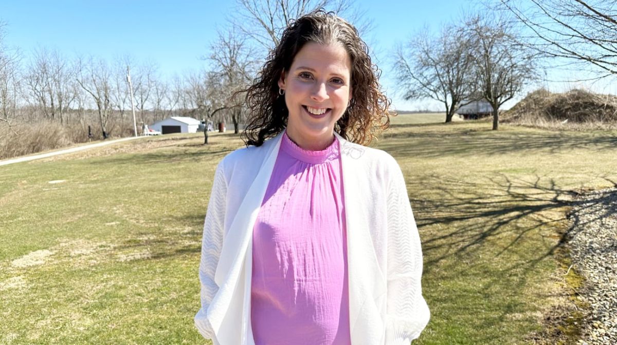 كيف كانت رحلة علاج أول مريضة تتلقى لقاح سرطان الثدي؟.. جينيفر ديفيس تُجيب