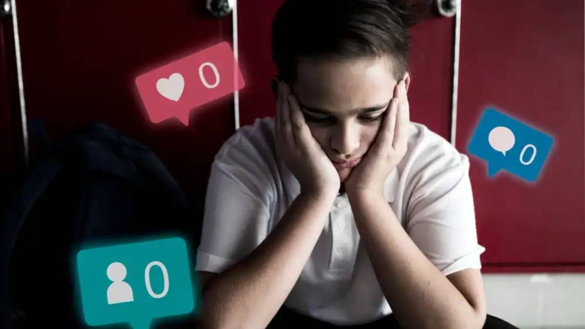 الإفراط باستخدام مواقع التواصل الاجتماعي يسبب الشعور بالنقص 