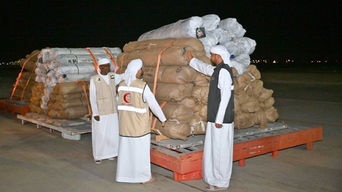 الإمارات ترسل مساعدات لمتضرري زلزال أفغانستان