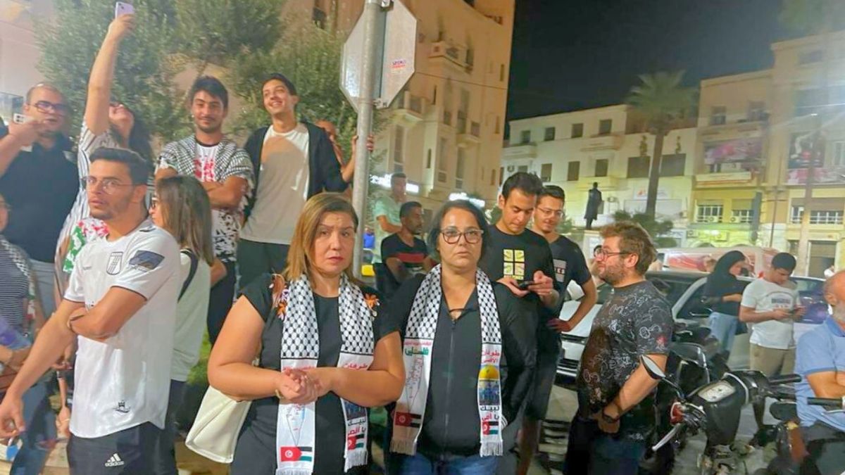 بالصور.. مسيرات ليلية في تونس للتنديد بقصف المستشفى المعمداني في غزة