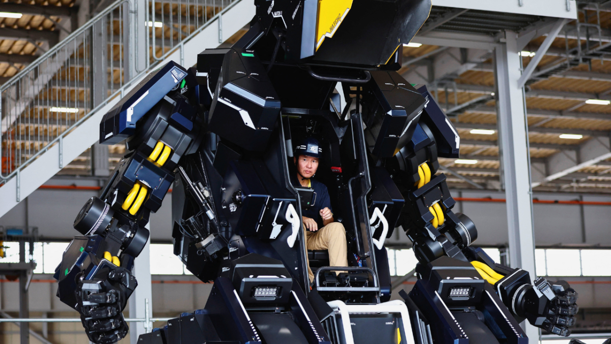 ابتكار ياباني بقيمة 3 مليون دولار يجعلك تتحكم بـ"غرندايزر"