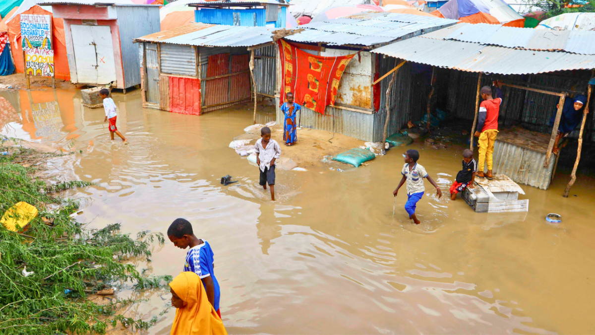 نحو نصف مليون نازح في الصومال بسبب فيضانات 1 نحو نصف مليون نازح في الصومال بسبب فيضانات