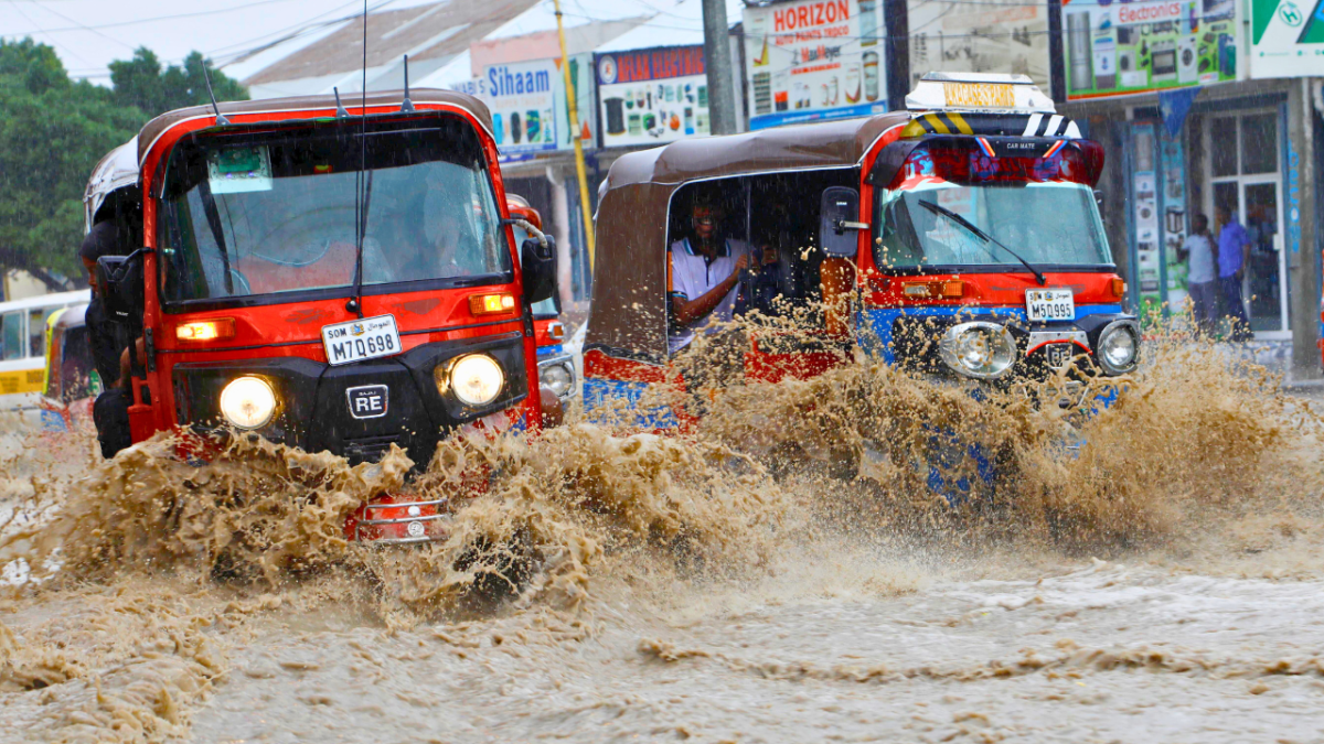 نحو نصف مليون نازح في الصومال بسبب فيضانات 3 نحو نصف مليون نازح في الصومال بسبب فيضانات