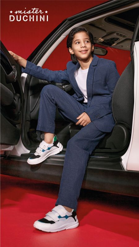 شومارت تطلق تشكيلةً حصرية لخريف وشتاء 2023 تجمع بين الأناقة واللحظات العائلية السعيدة