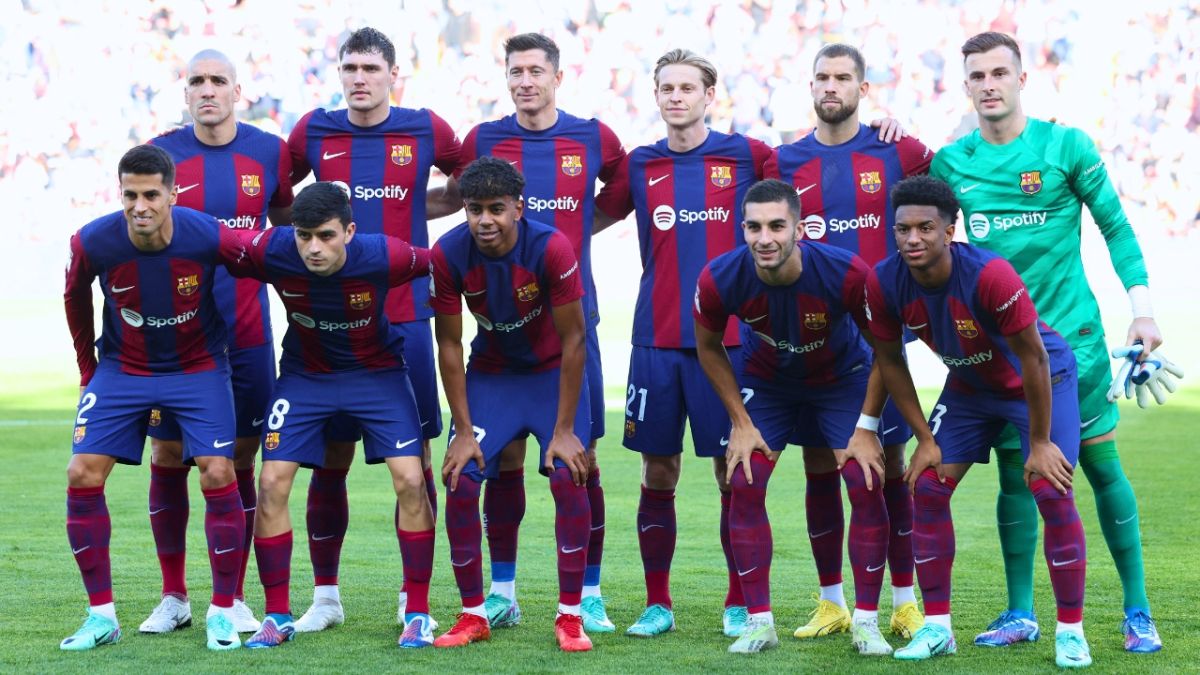 تشافي يواجه معضلة.. تقرير يرصد أبرز المشاكل الفنية في نادي برشلونة