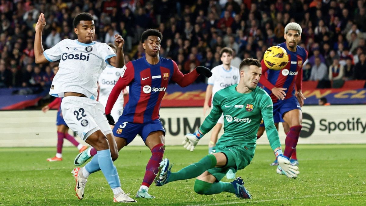 للتاريخ.. جيرونا يصعق برشلونة في عقر داره