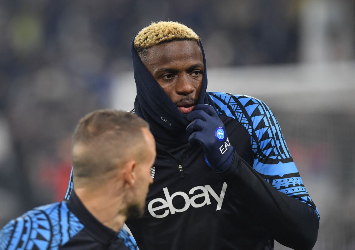 متفوقًا على صلاح وحكيمي.. أبرز المعلومات عن فيكتور أوسيمين