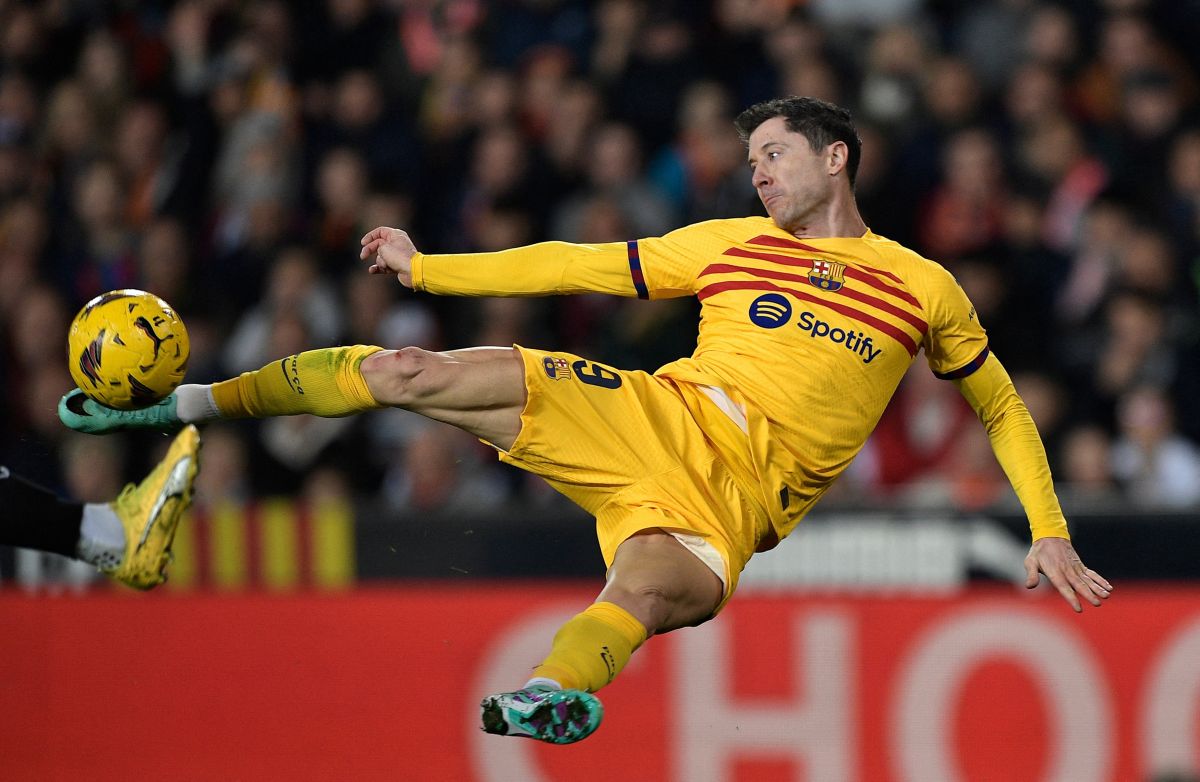 برشلونة يتقدم للمركز الـ3 في الدوري الإسباني بالرغم من تعادله في ملعب الميستايا