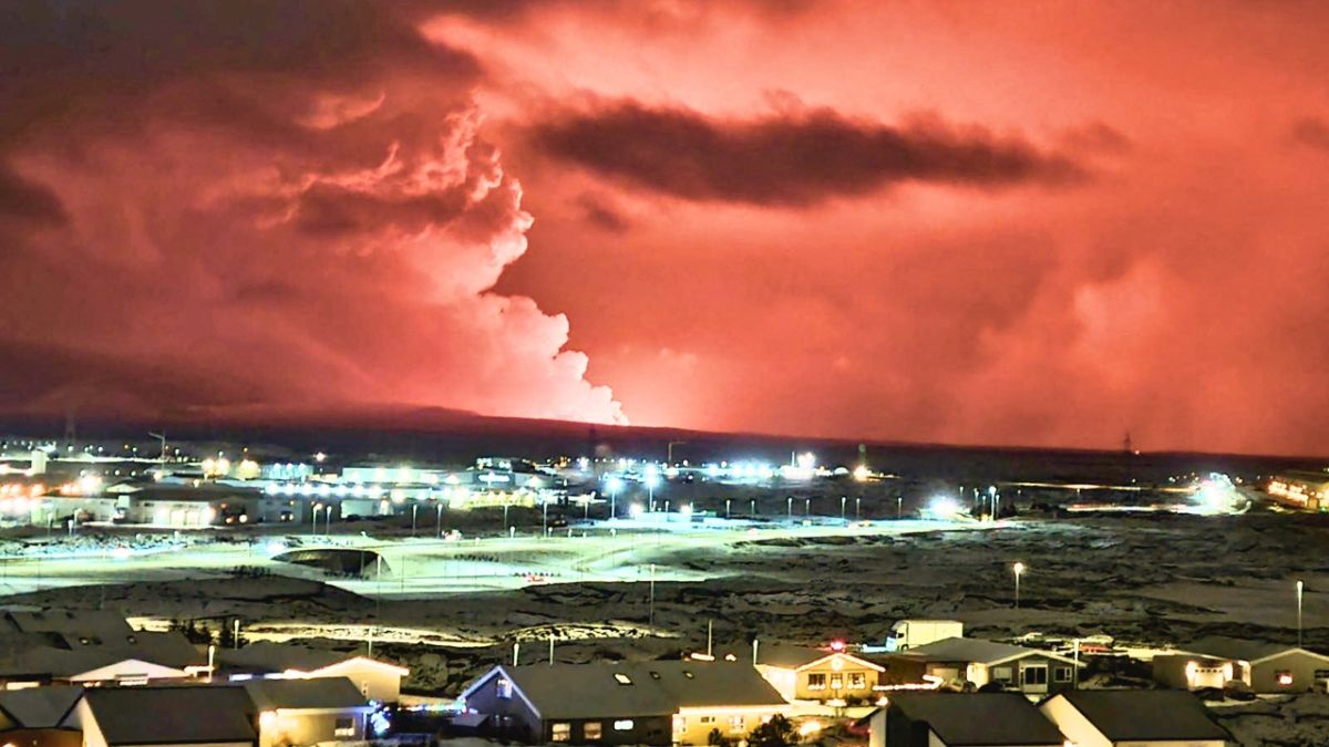 بالصور.. ثوران بركان في أيسلندا واستنفار في المدن القريبة