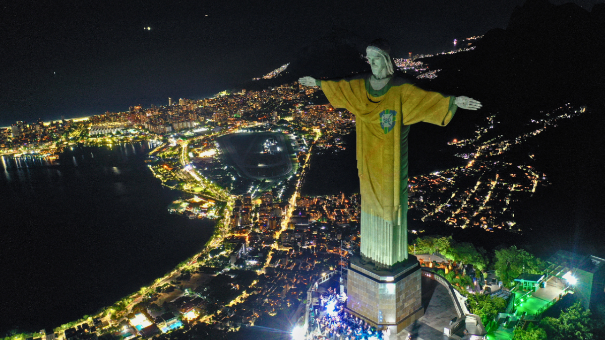 سنة على رحيله.. البرازيل تحيي الذكرى الأولى لرحيل الأسطورة بيليه