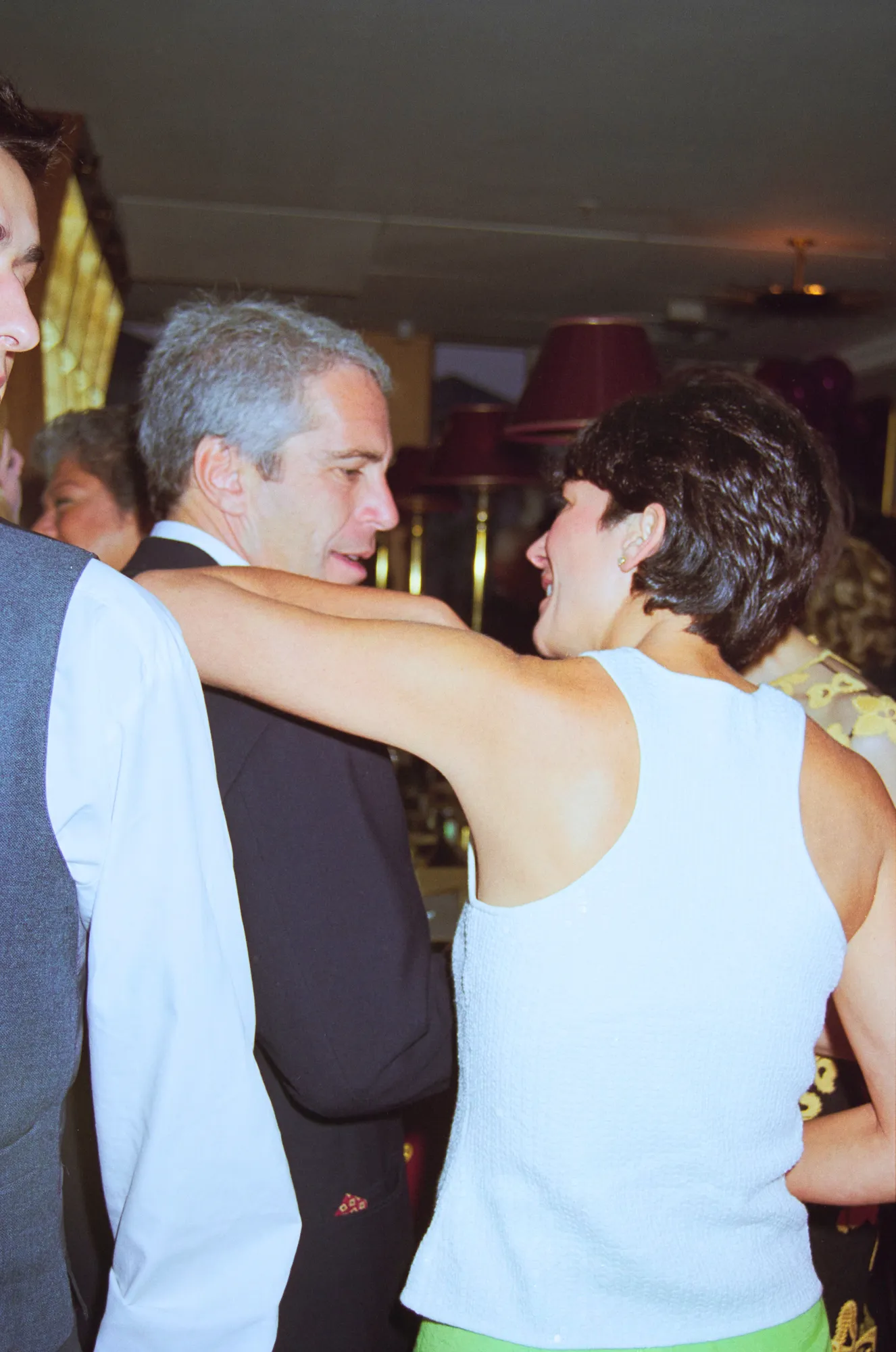 ضمت أسماء مُهمة.. رفع السرية عن وثائق خطيرة بقضية جيفري إبستين